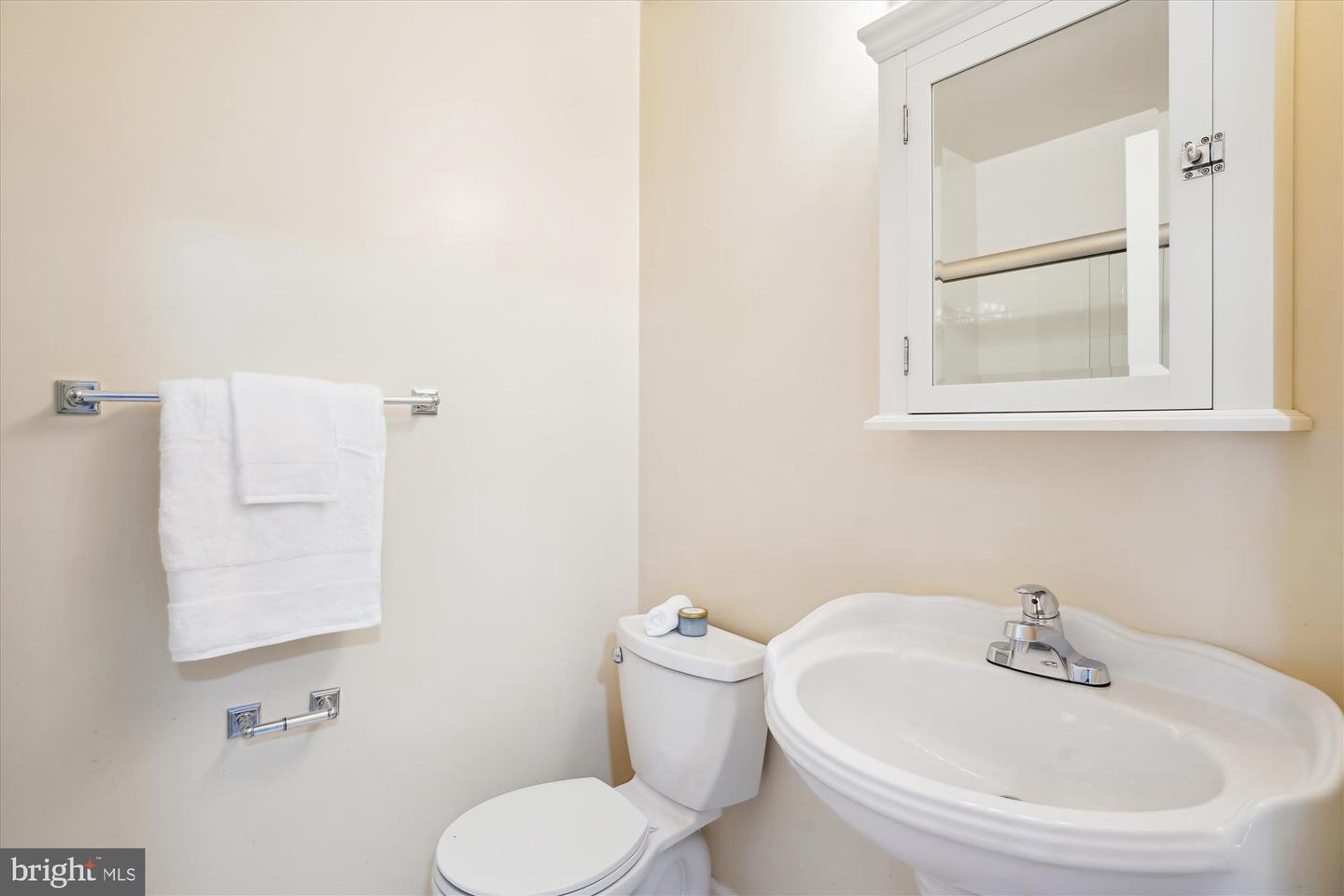 6 Big Acre Sq #22-3