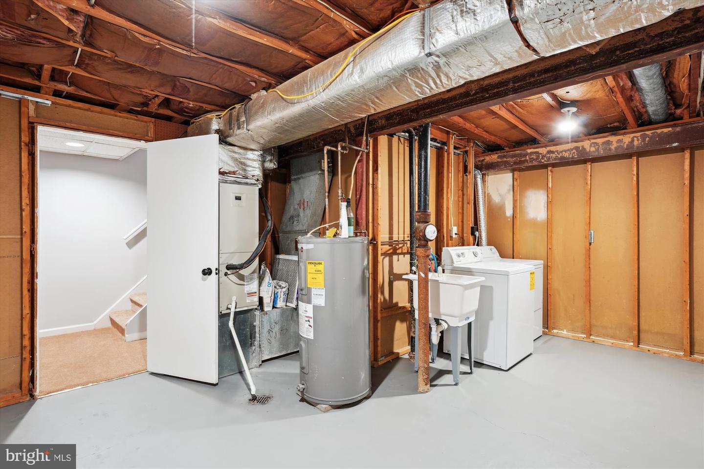 6 Big Acre Sq #22-3