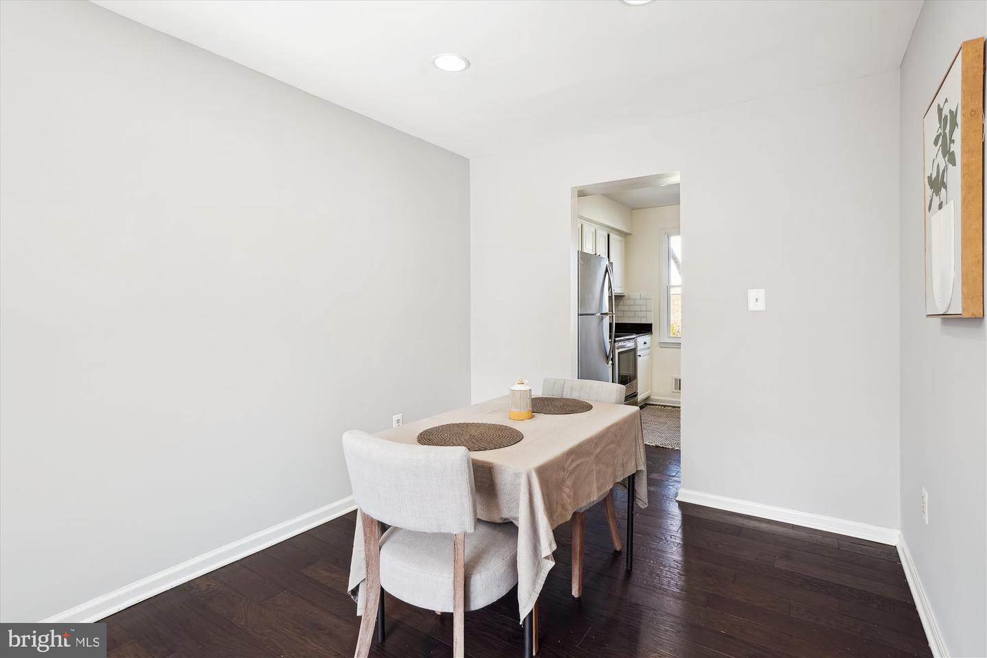 6 Big Acre Sq #22-3