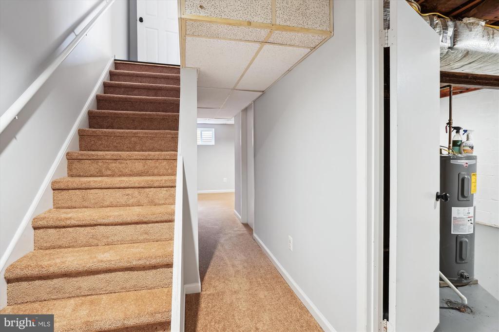 6 Big Acre Sq #22-3