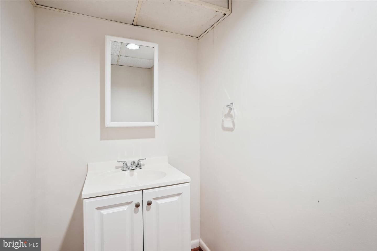 6 Big Acre Sq #22-3
