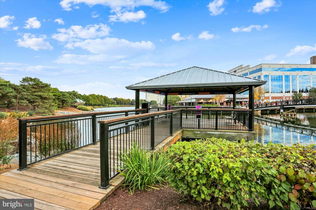 6 Big Acre Sq #22-3
