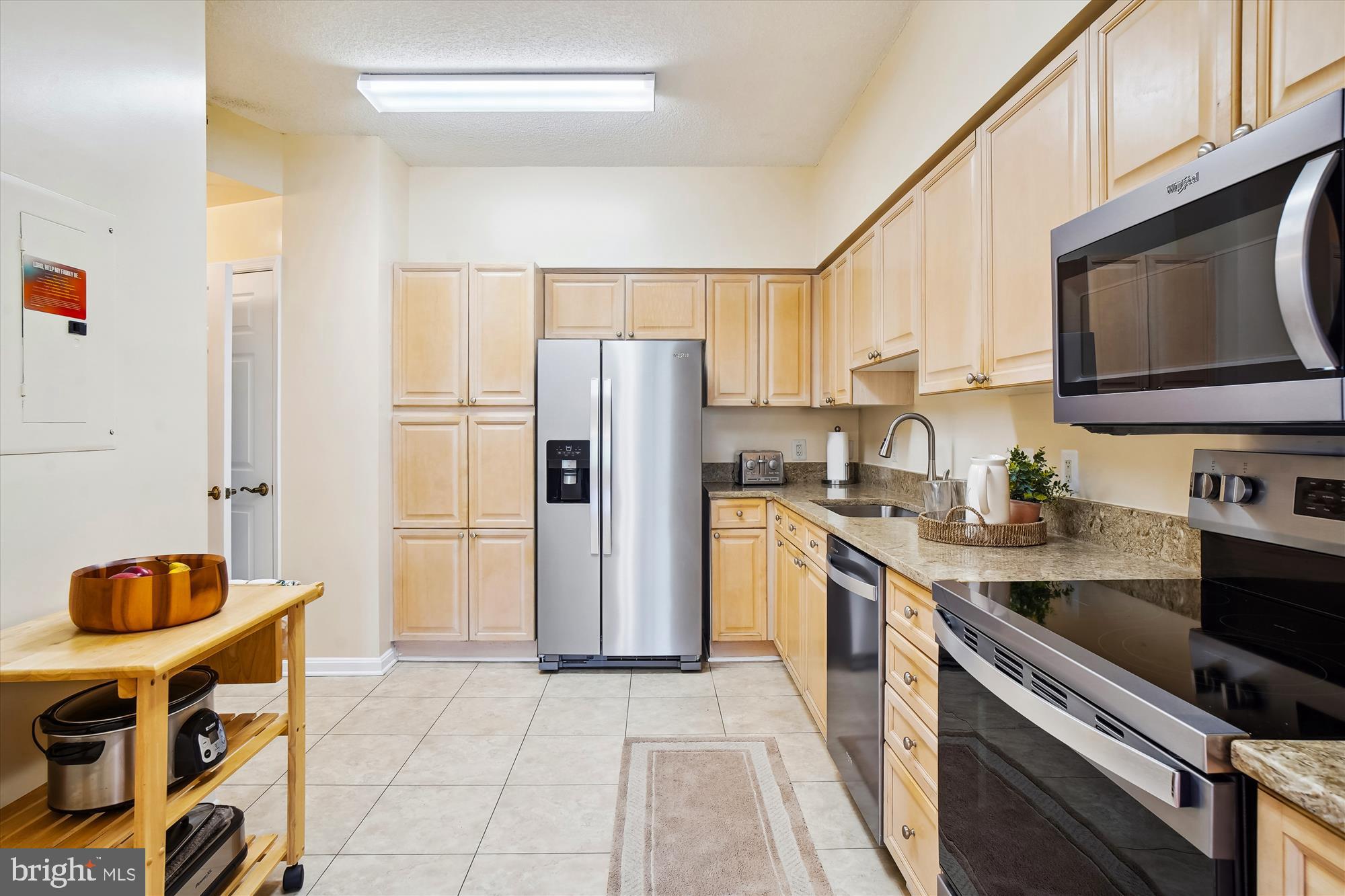 3005 S Leisure World Blvd #717