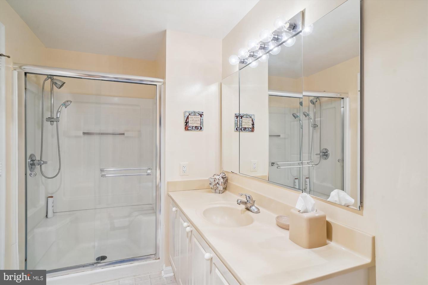3005 S Leisure World Blvd #717