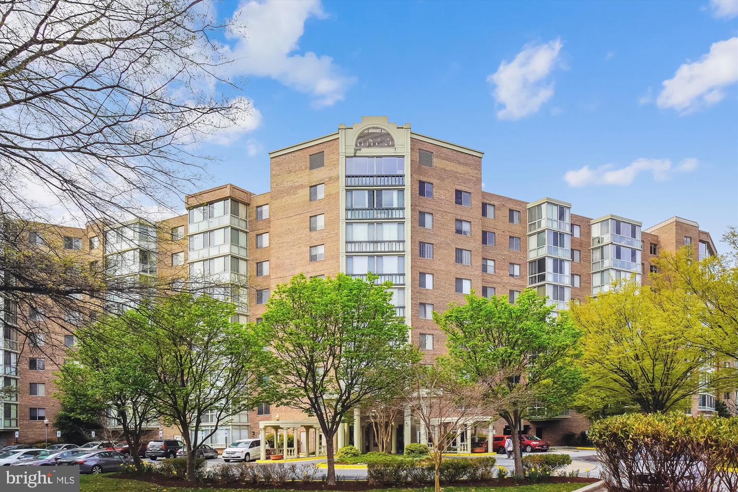 3005 S Leisure World Blvd #717
