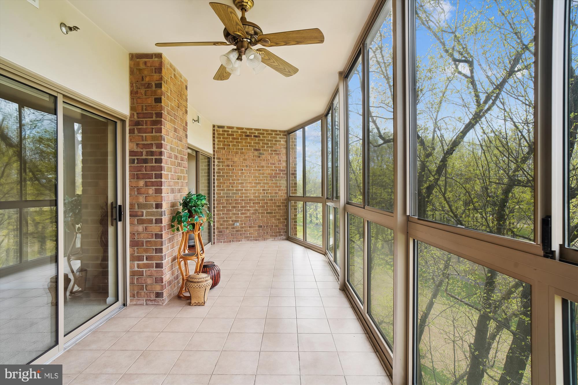 3005 S Leisure World Blvd #717