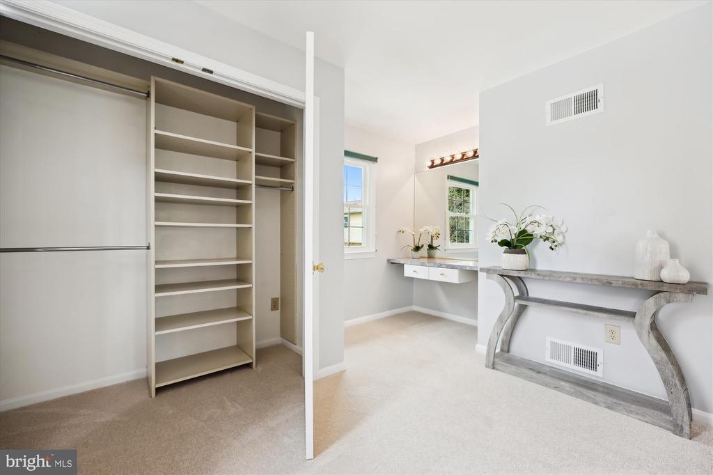 2 Cullinan Dr