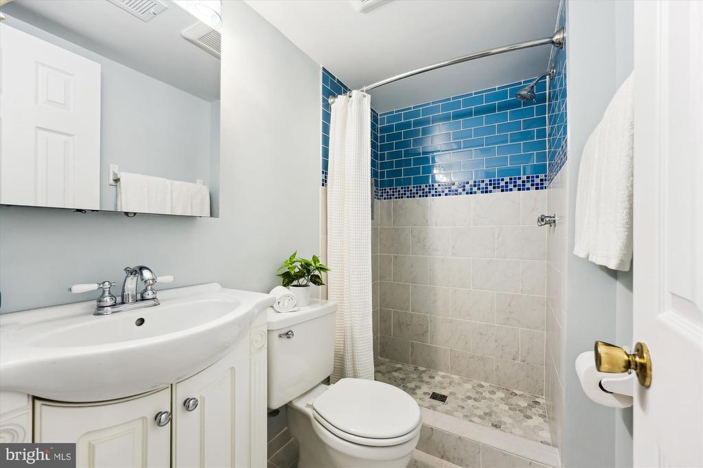 2 Cullinan Dr
