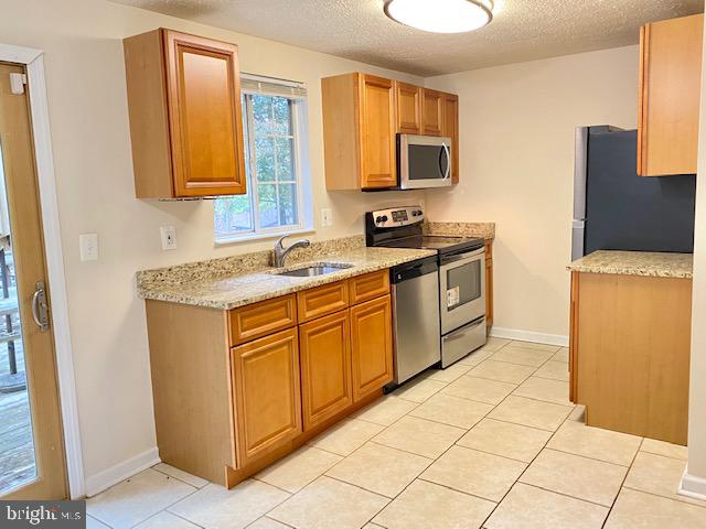 10334 APPLE RIDGE RD