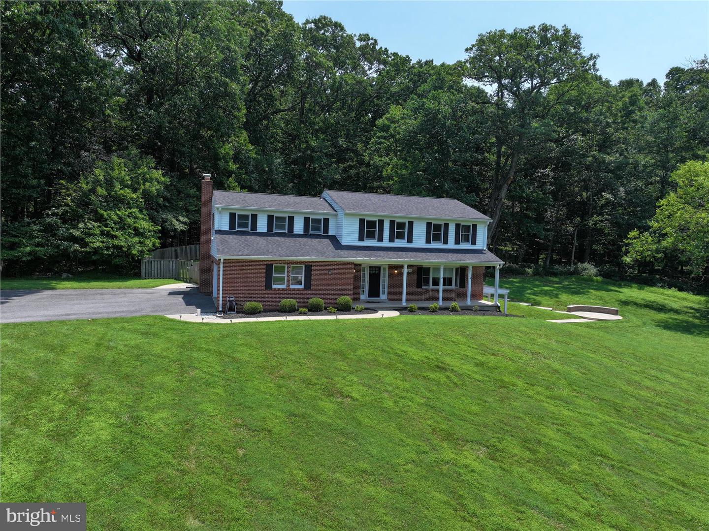 17721 Lisa Dr