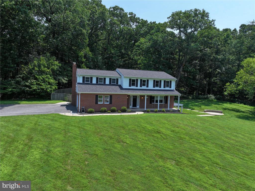 17721 Lisa Dr