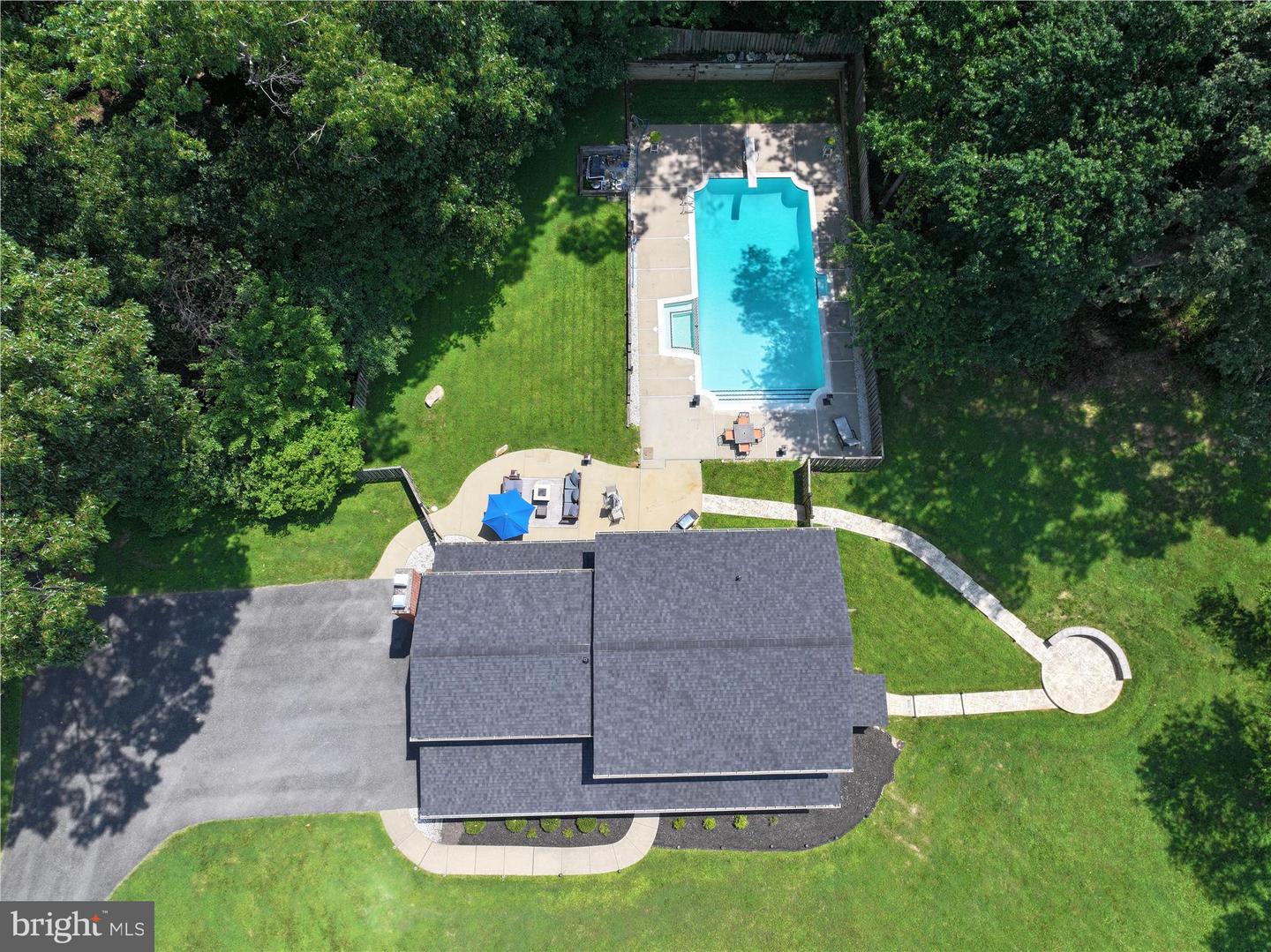 17721 Lisa Dr
