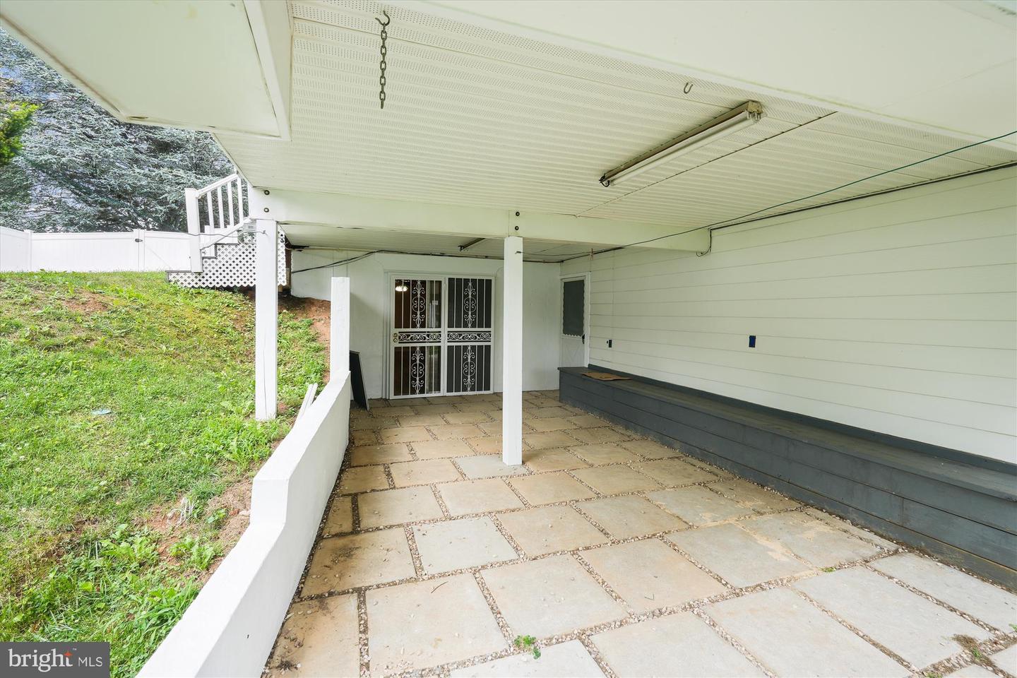 7300 Needwood Rd
