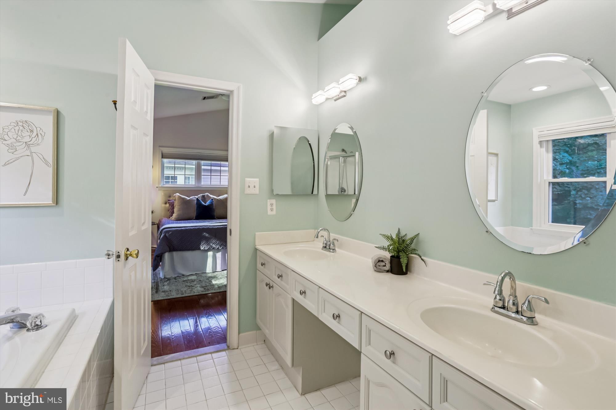 3318 MILLS CROSSING PLACE