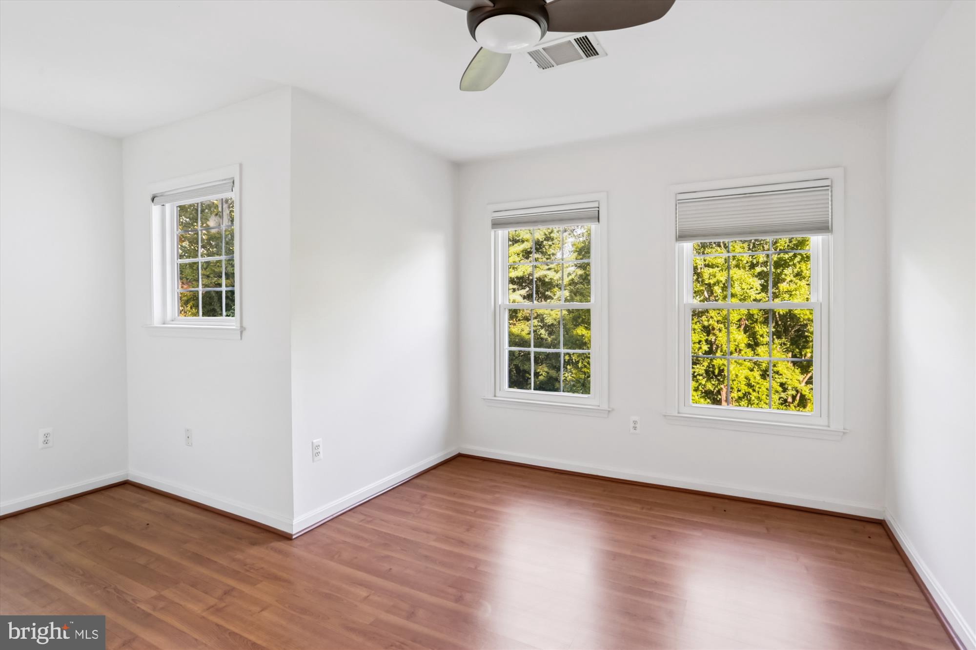 3318 MILLS CROSSING PLACE