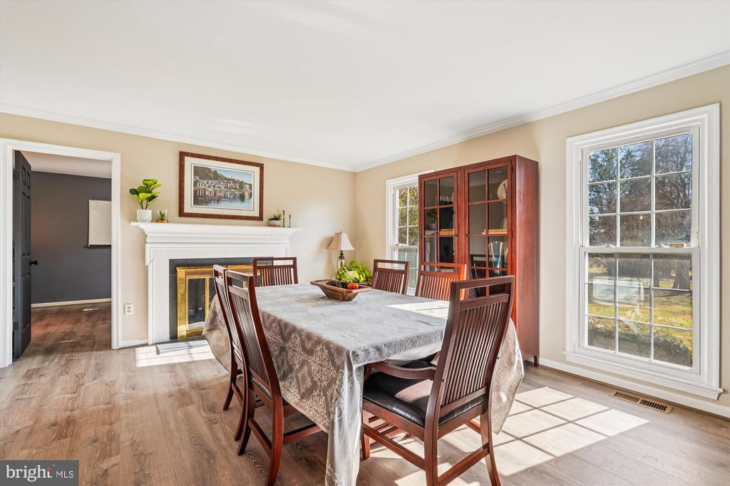5709 FOGGY LANE