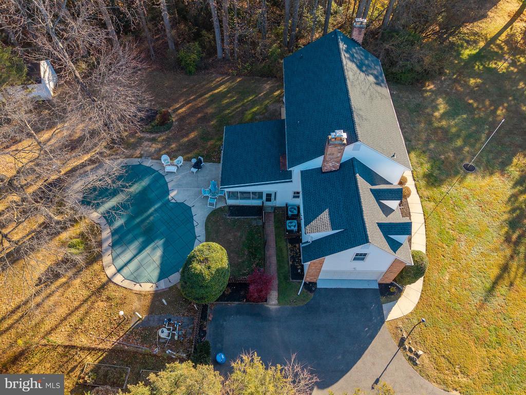 5709 FOGGY LANE
