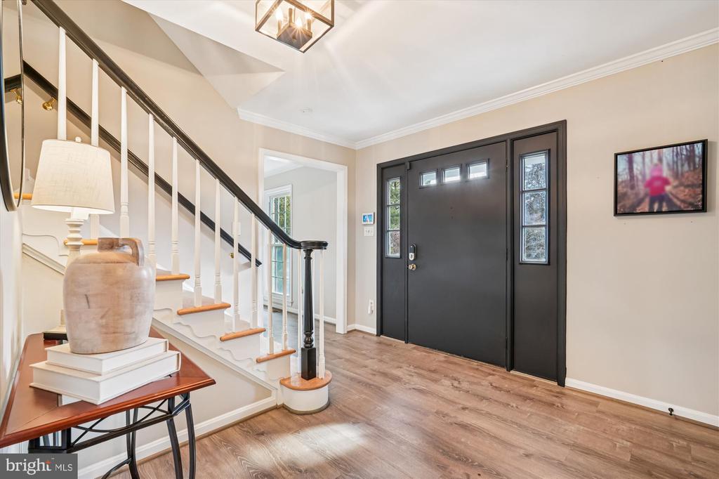 5709 FOGGY LANE