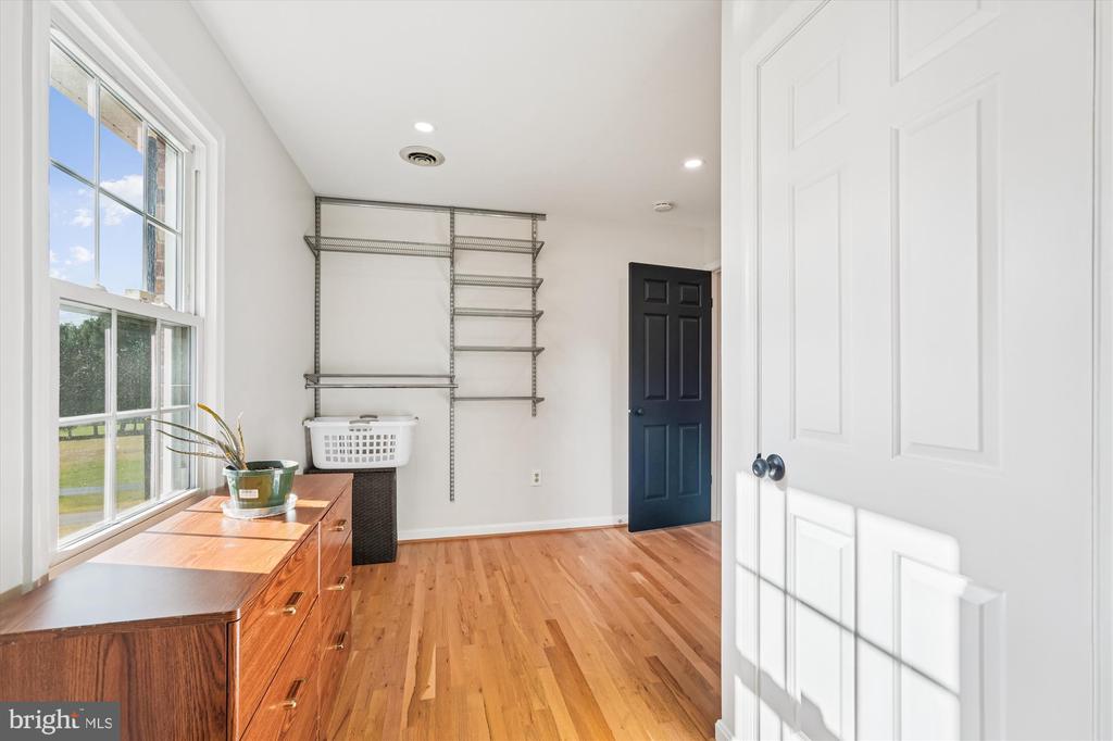 5709 FOGGY LANE