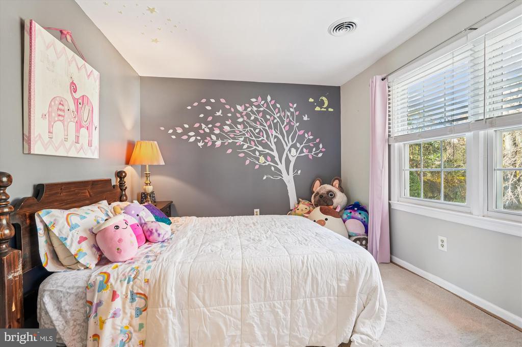 5709 FOGGY LANE