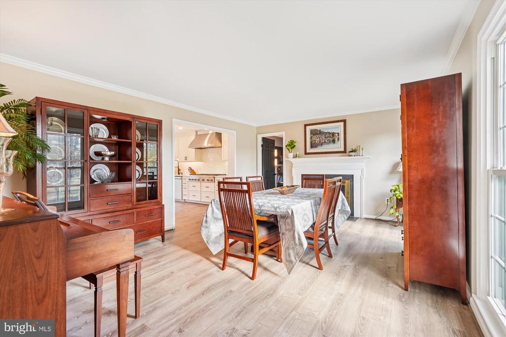 5709 FOGGY LANE