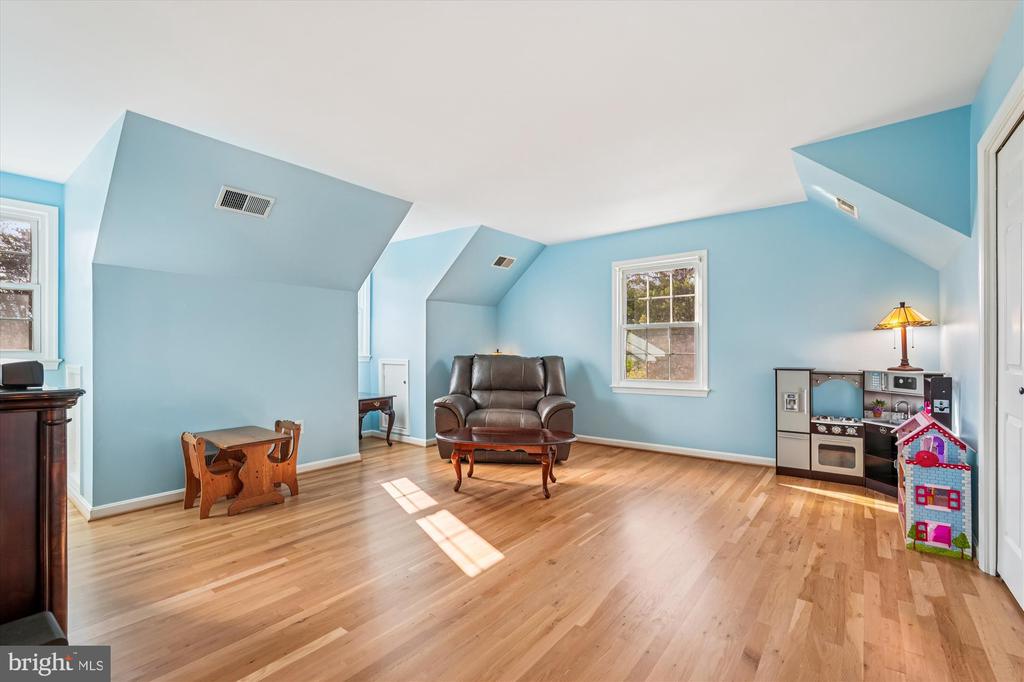5709 FOGGY LANE
