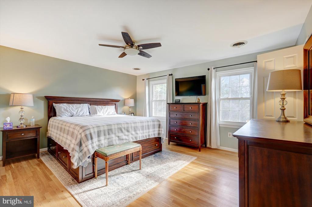 5709 FOGGY LANE