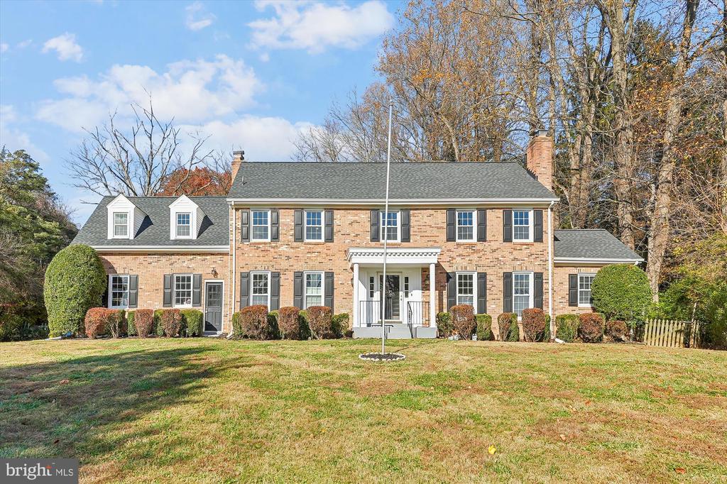 5709 FOGGY LANE