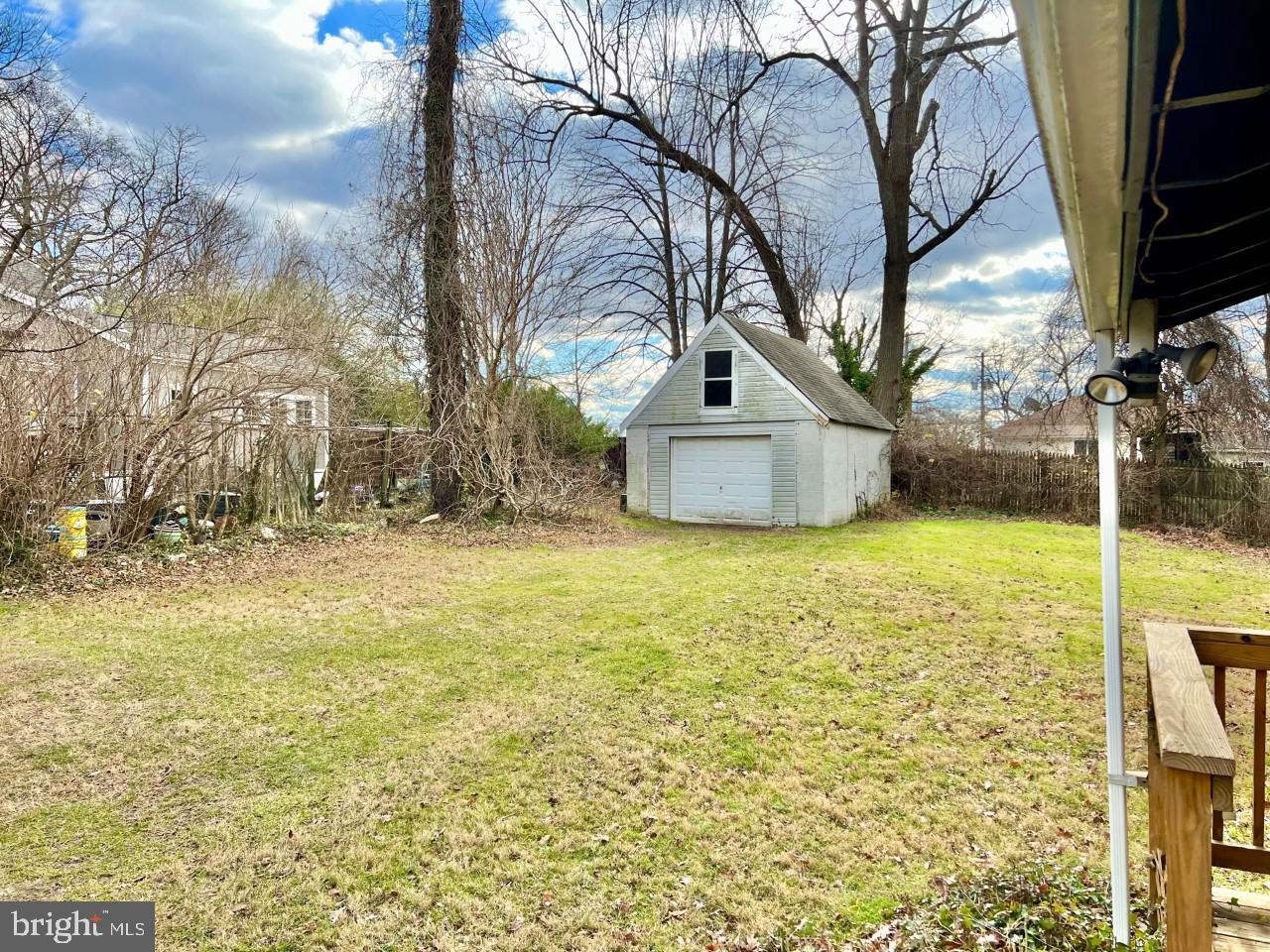 3712 LAWRENCE AVENUE