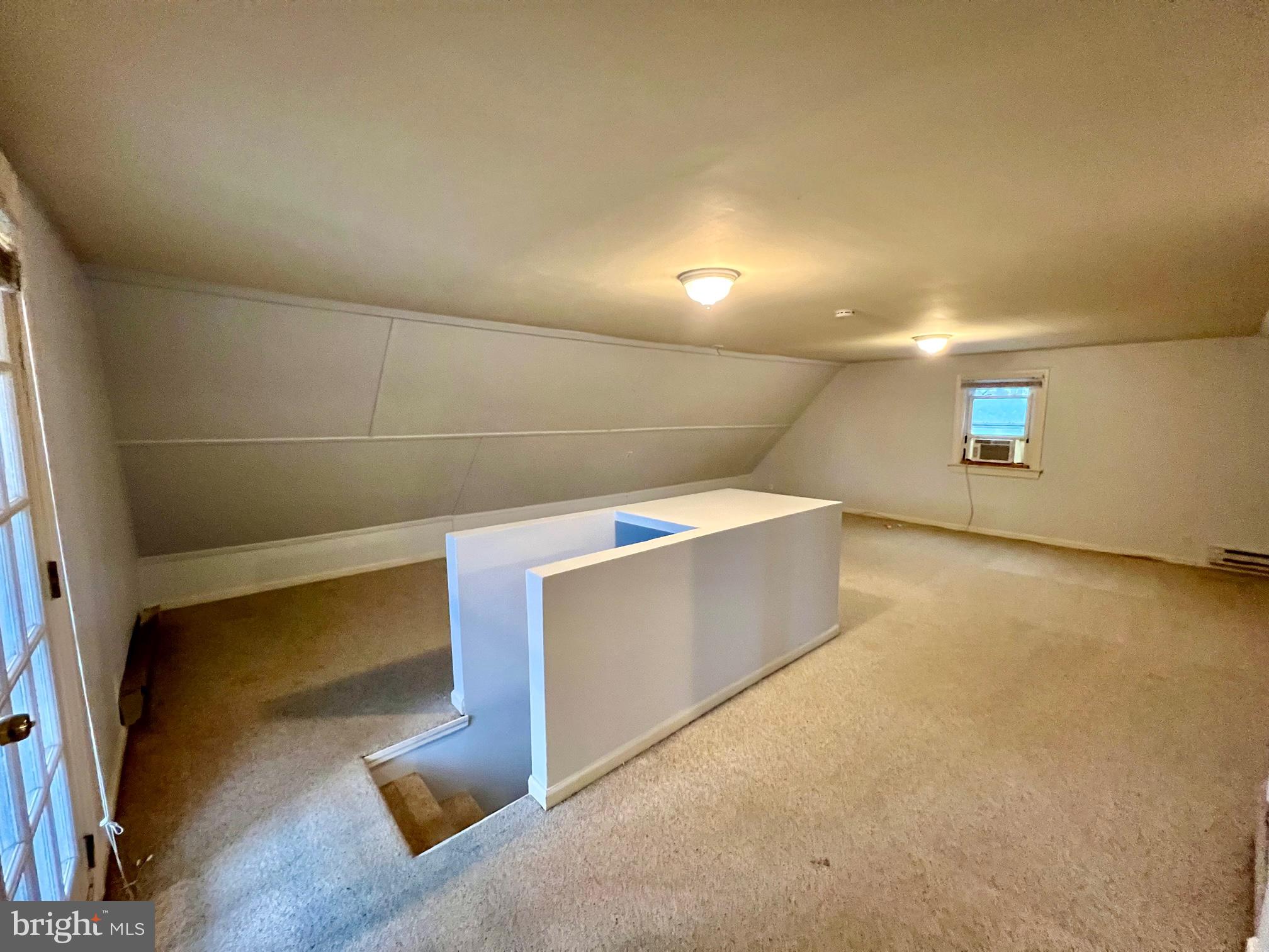 3712 LAWRENCE AVENUE