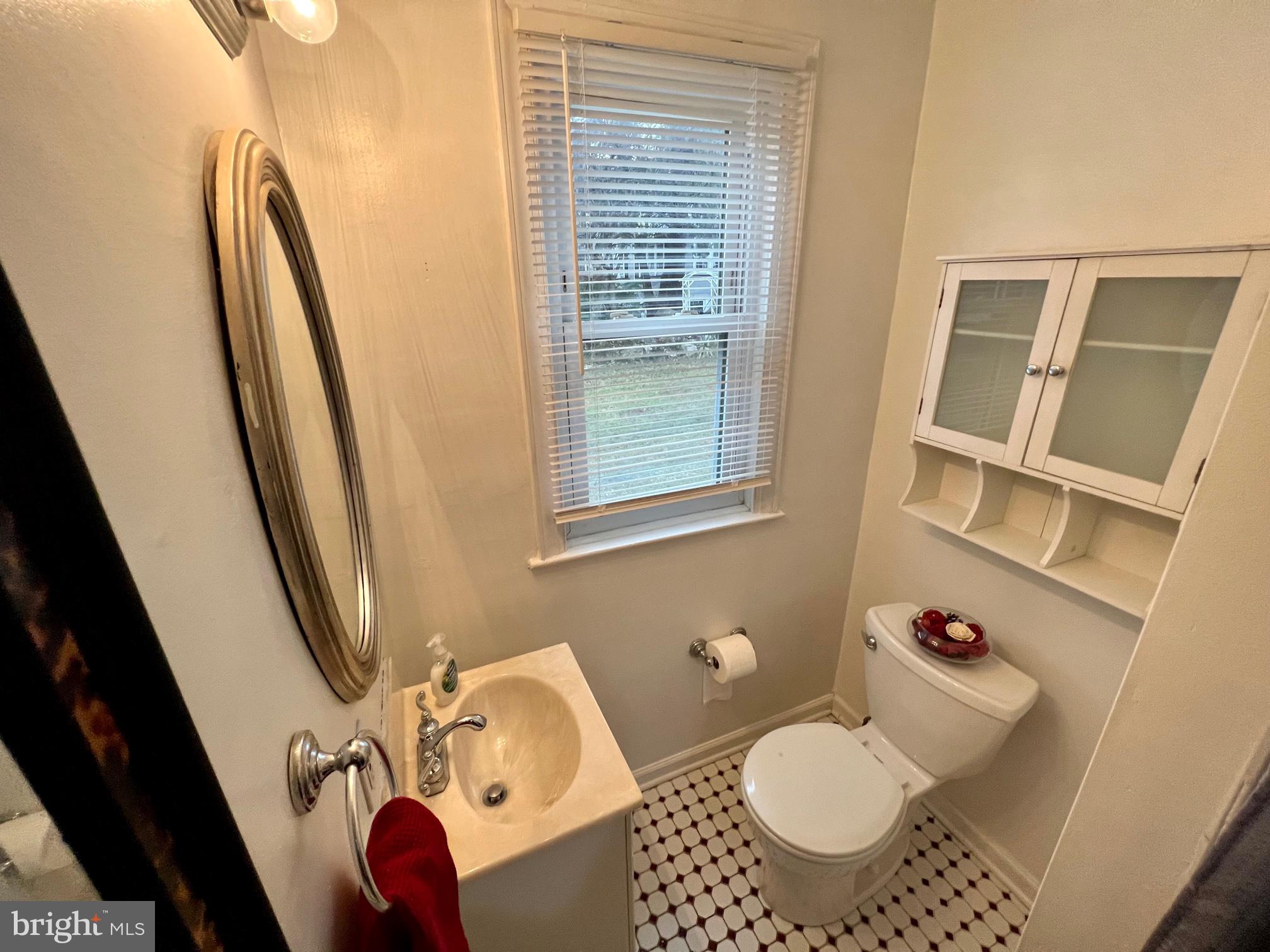 3712 LAWRENCE AVENUE