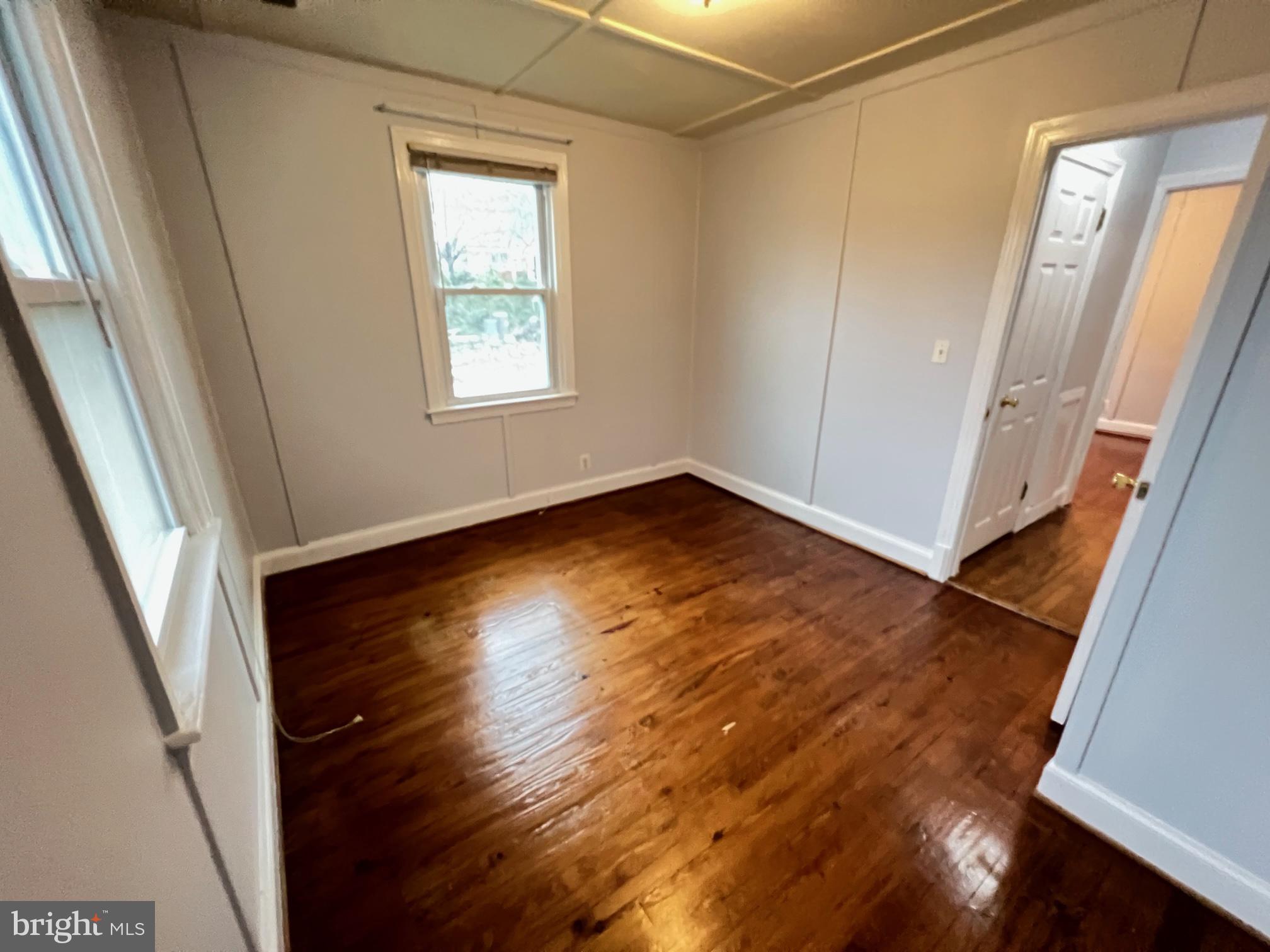 3712 LAWRENCE AVENUE