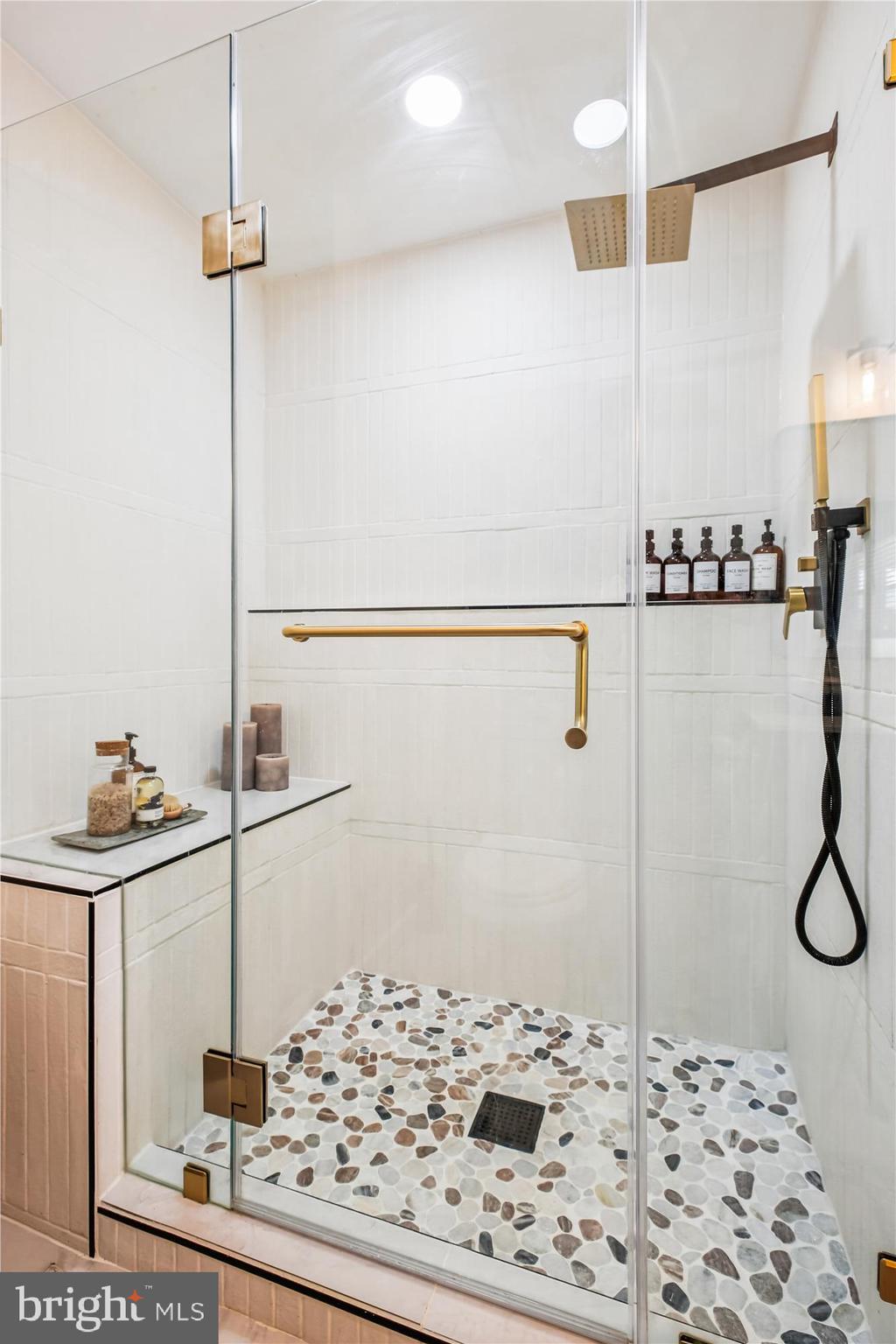 6917 HORIZON TERRACE