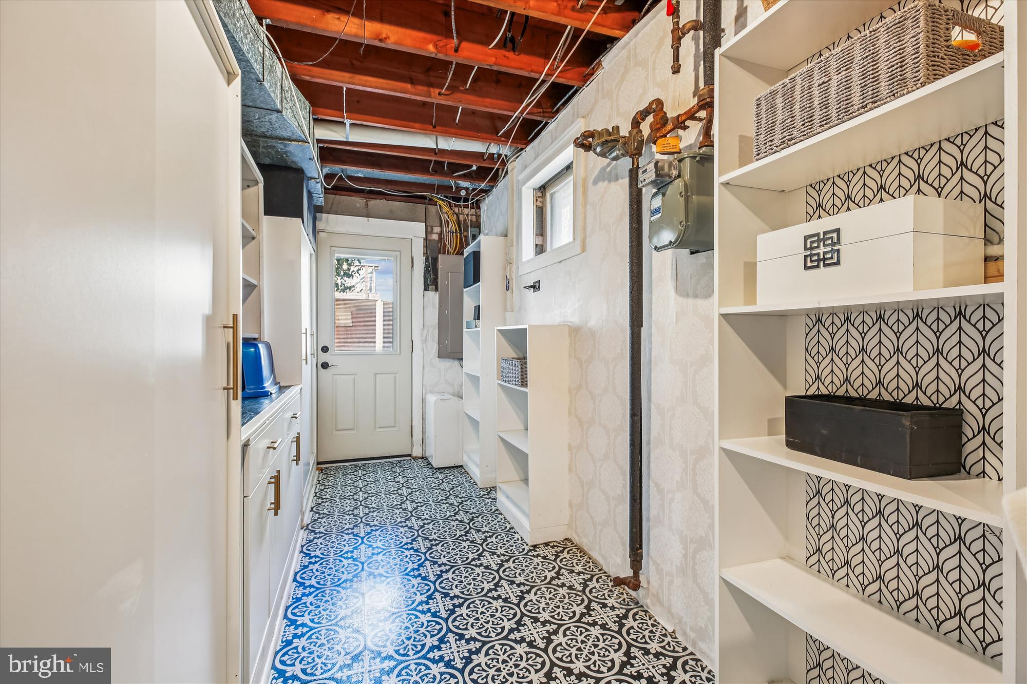 6917 HORIZON TERRACE