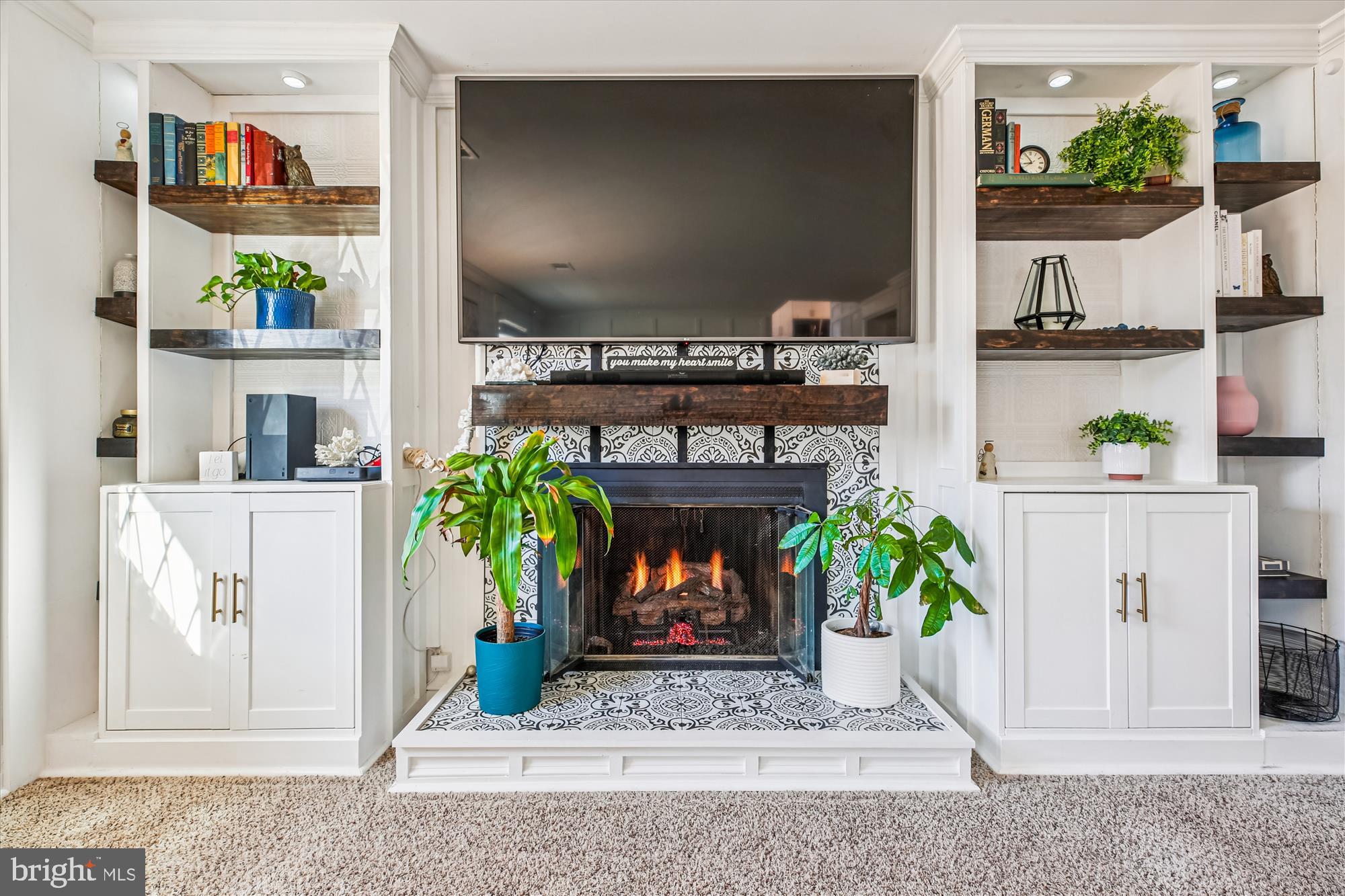 6917 HORIZON TERRACE