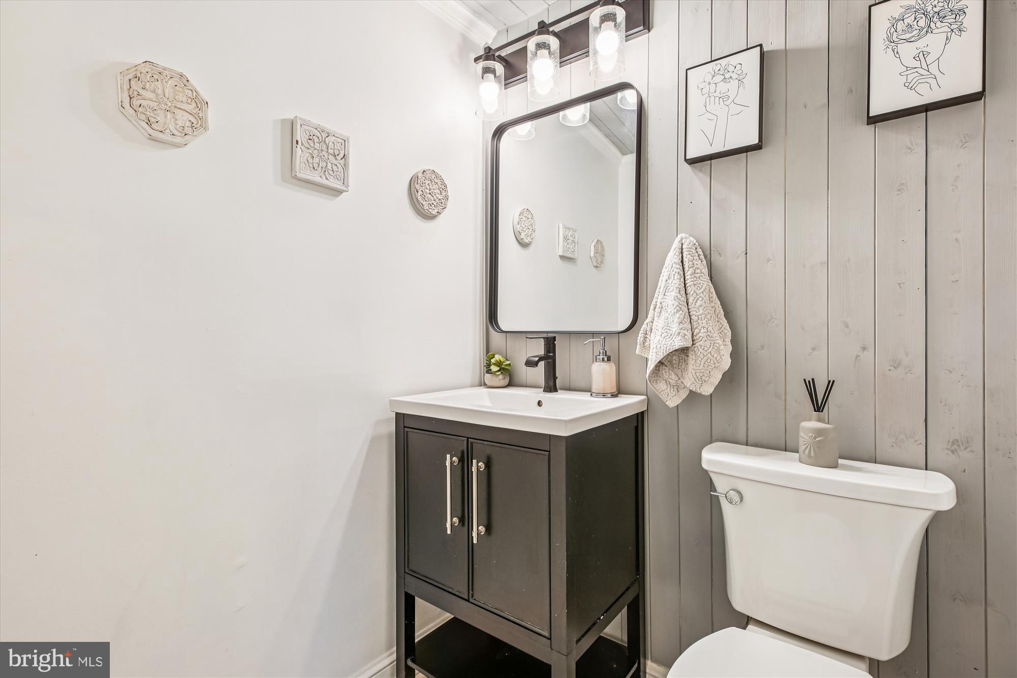 6917 HORIZON TERRACE