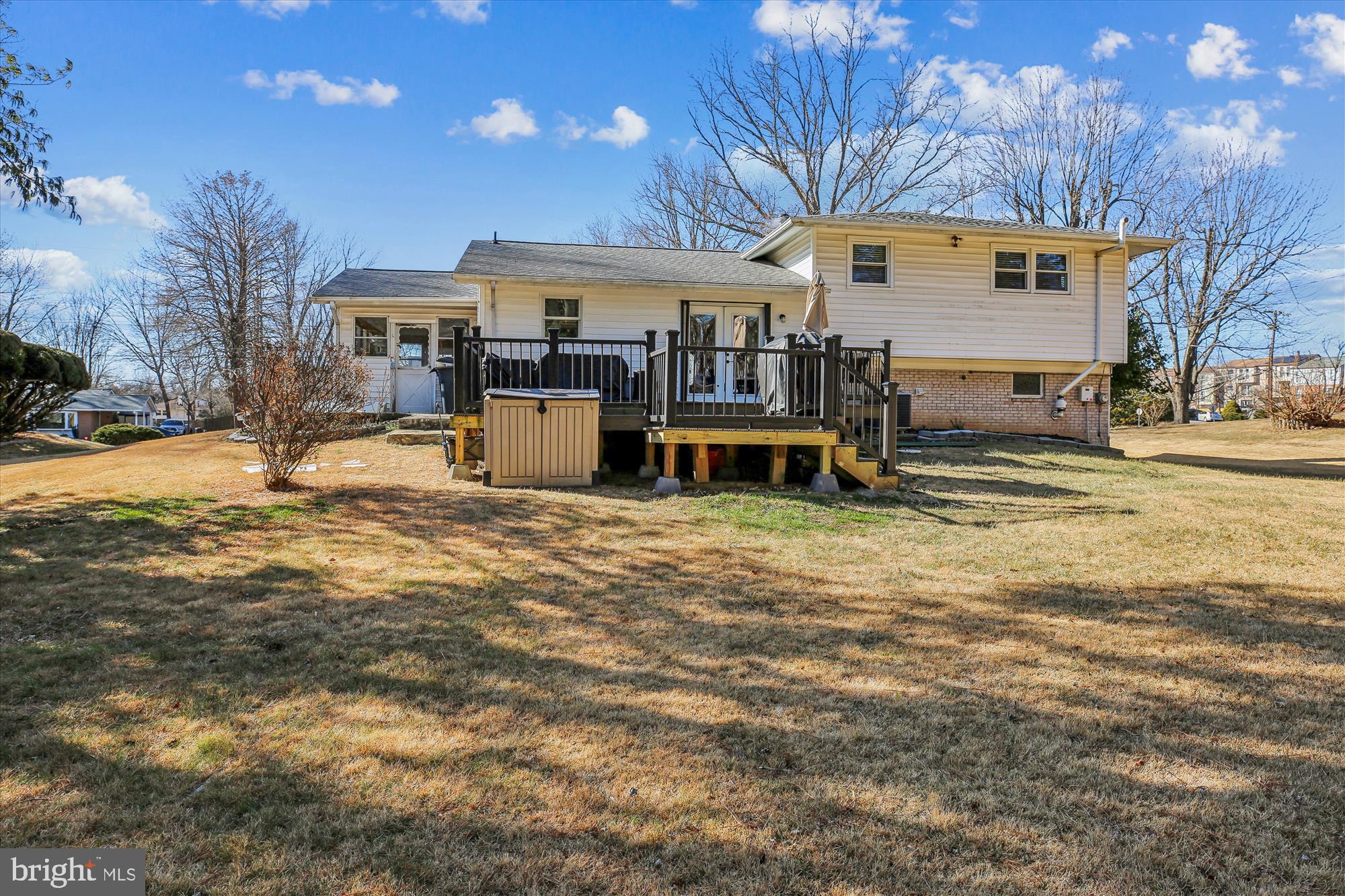 6917 HORIZON TERRACE