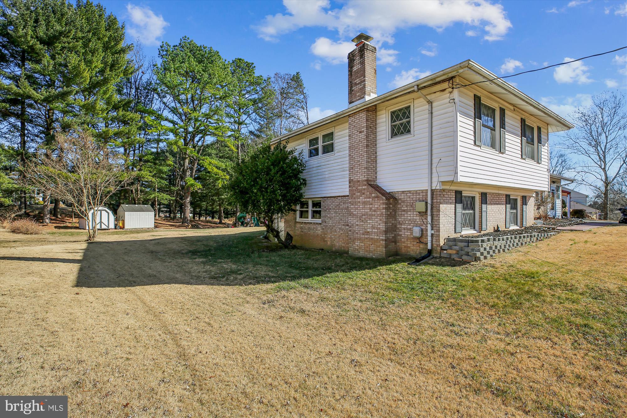 6917 HORIZON TERRACE