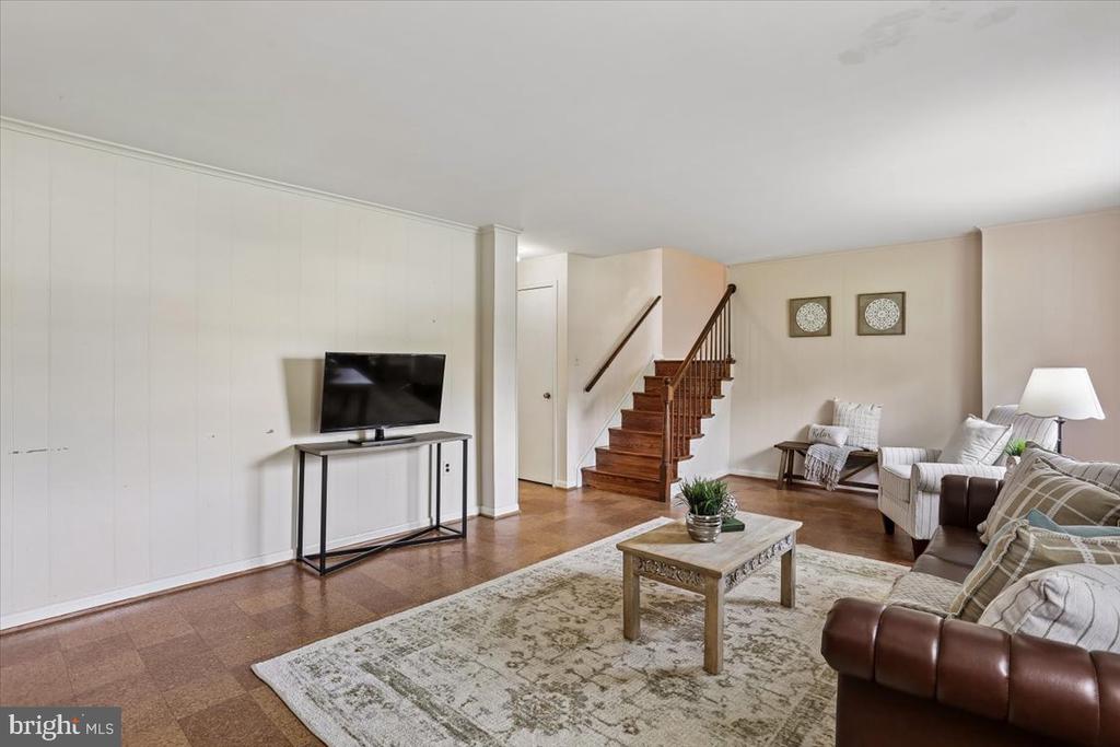 16725 FRONTENAC TERRACE