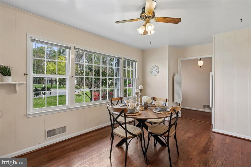16725 FRONTENAC TERRACE