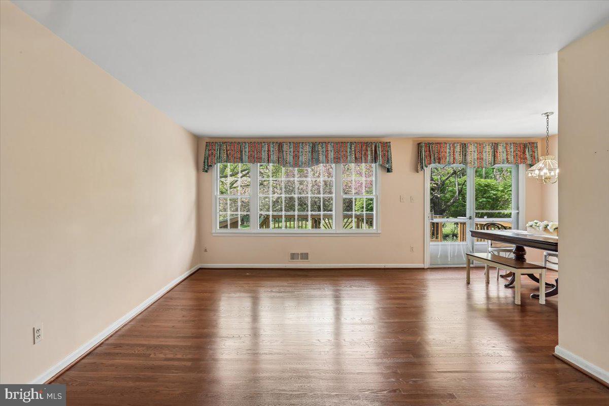 16725 FRONTENAC TERRACE