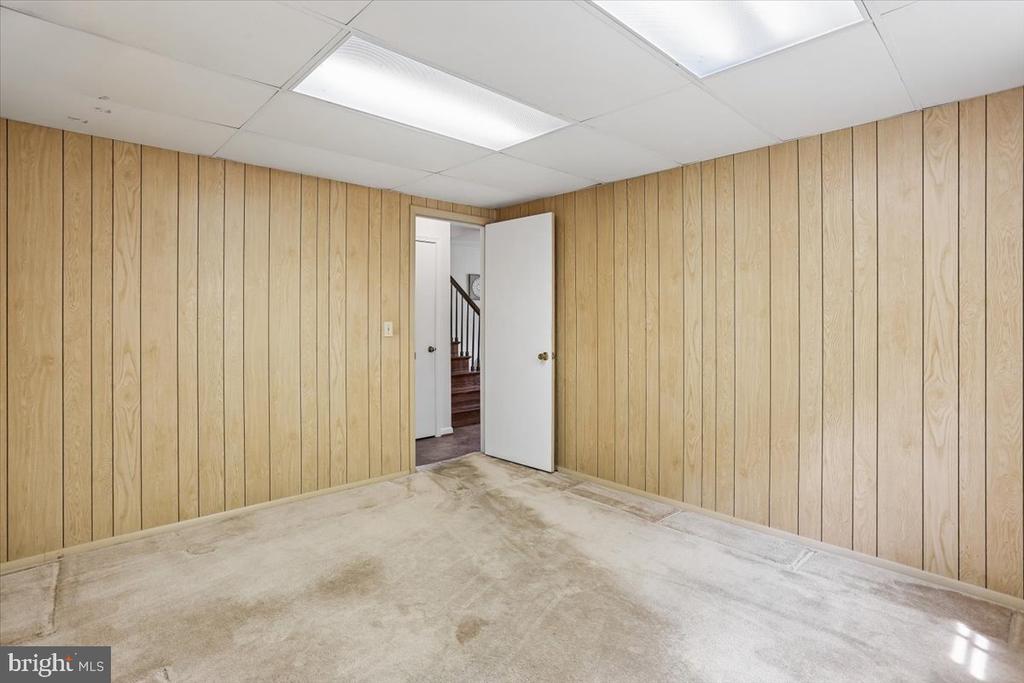 16725 FRONTENAC TERRACE