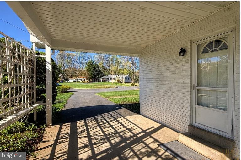 16725 FRONTENAC TERRACE