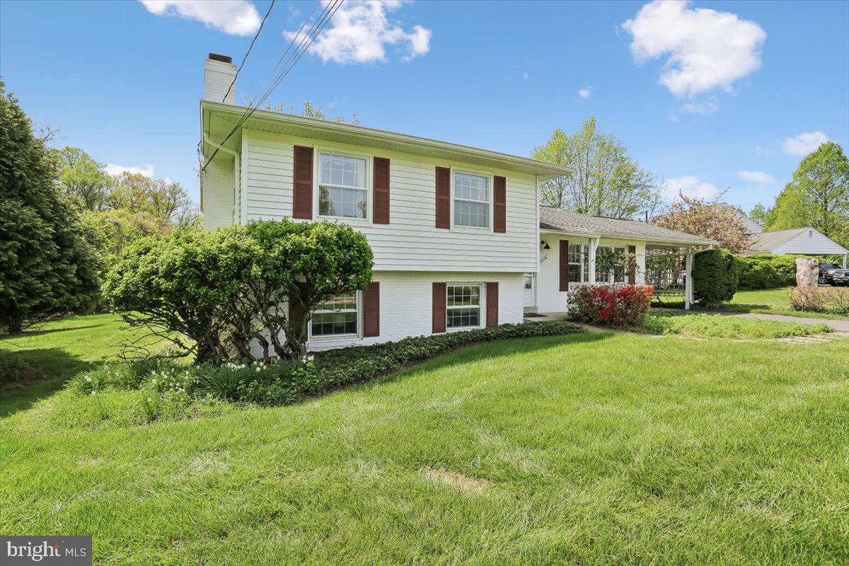 16725 FRONTENAC TERRACE