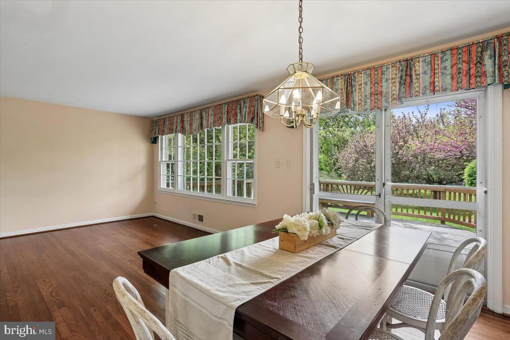 16725 FRONTENAC TERRACE
