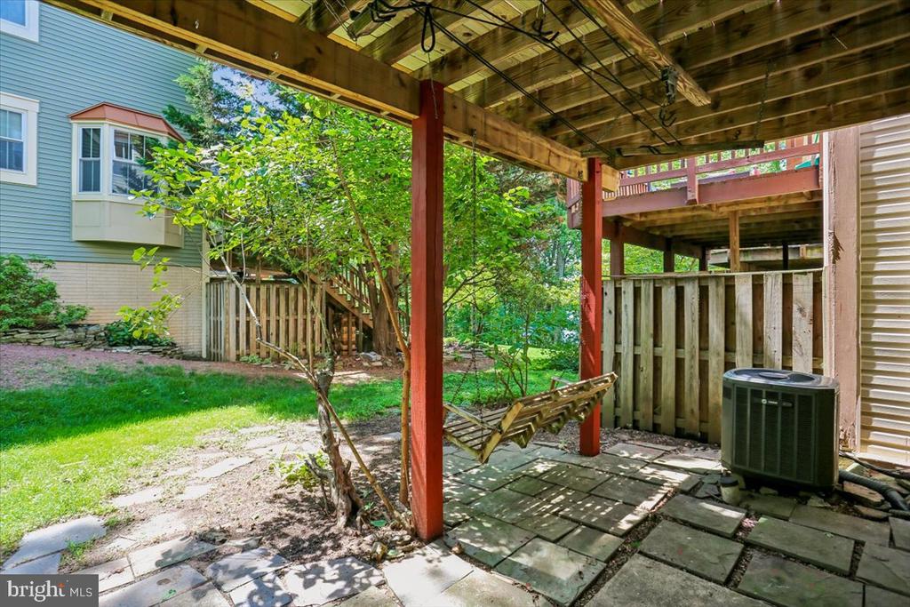 20016 LAKE PARK DRIVE Unit: 122