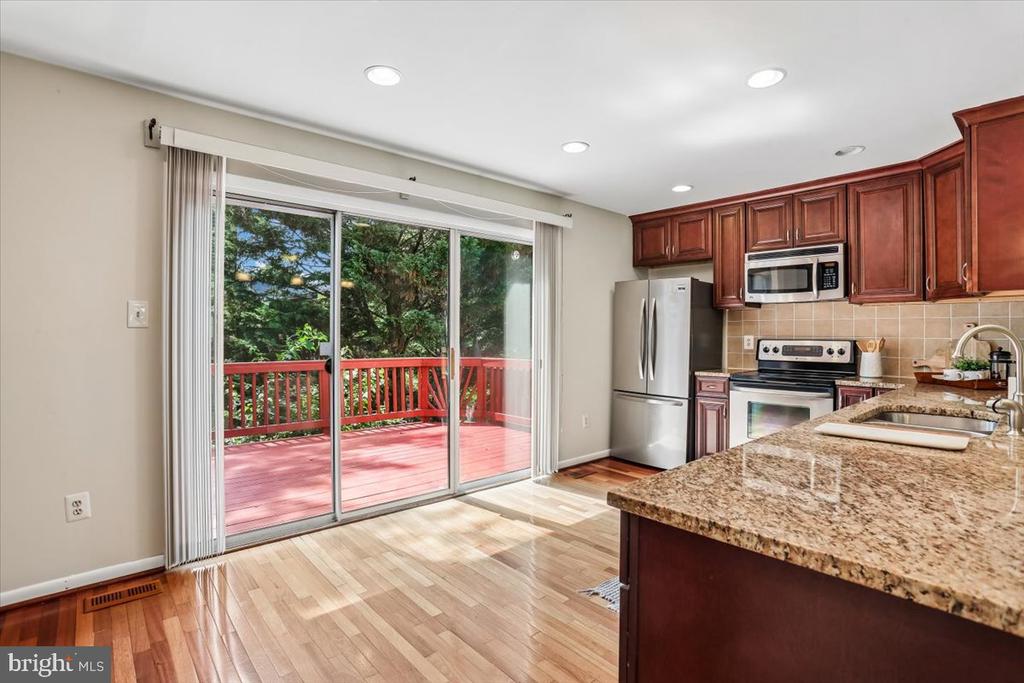 20016 LAKE PARK DRIVE Unit: 122