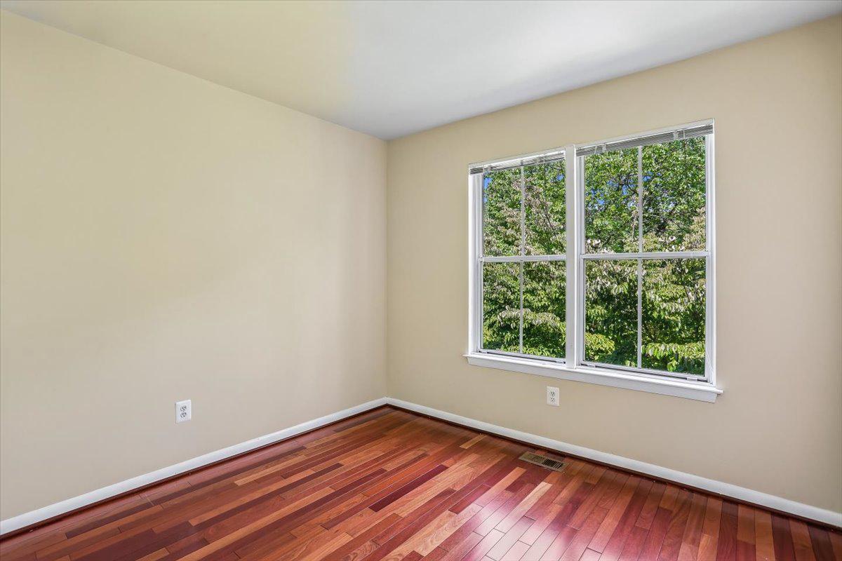 20016 LAKE PARK DRIVE Unit: 122