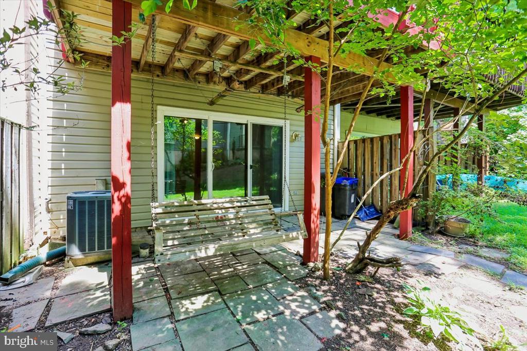 20016 LAKE PARK DRIVE Unit: 122