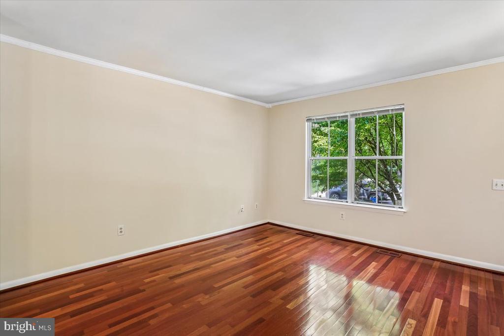 20016 LAKE PARK DRIVE Unit: 122